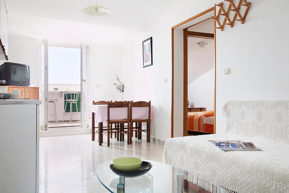 Apartments Eugen 2024 ラバック エクステリア 写真
